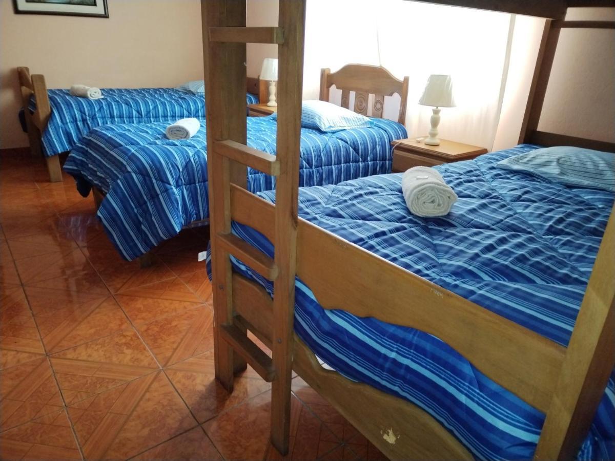 Hostal Turistico El Cajamarquez Lima Bagian luar foto