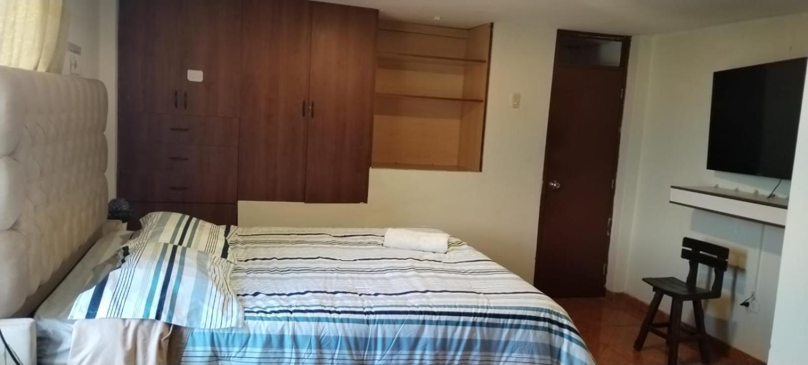 Hostal Turistico El Cajamarquez Lima Bagian luar foto